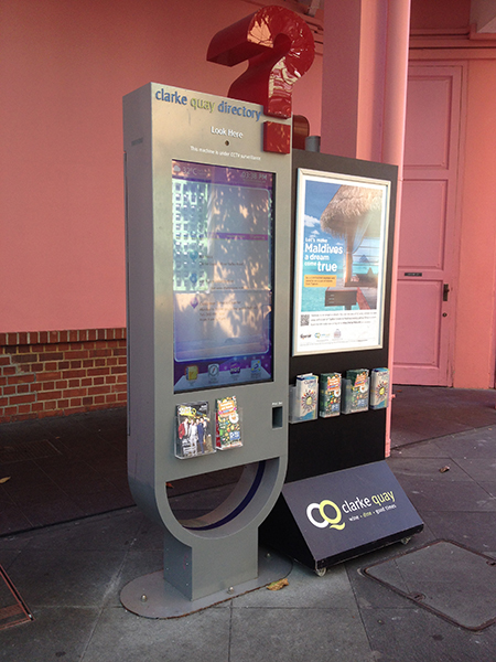 Clarke Quay Touch Screen with Wayfinder